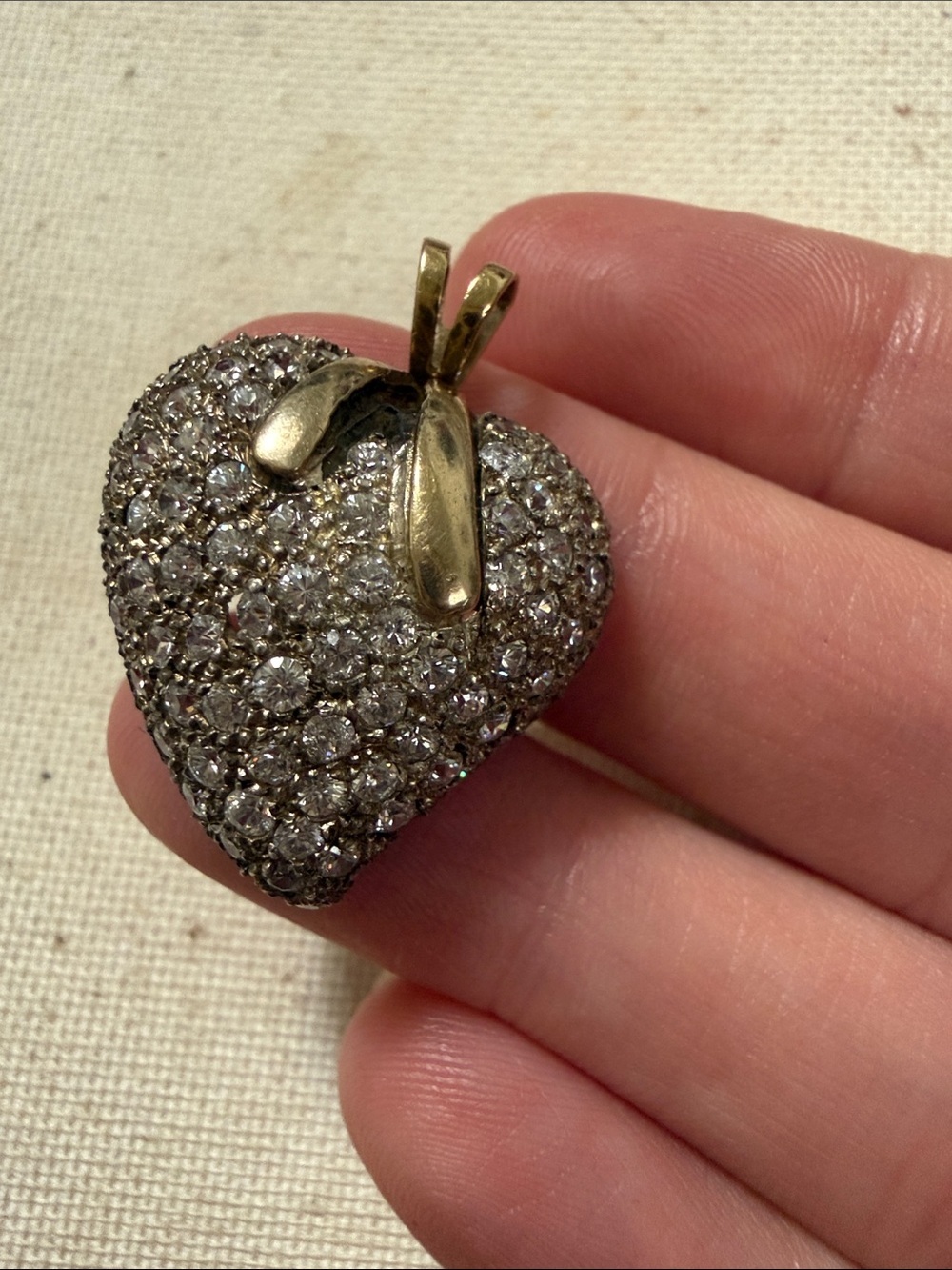 14K (585) & 925 Sterling Silver Strawberry Pendant W/Clear Crystal Pave - Picture 3 of 17